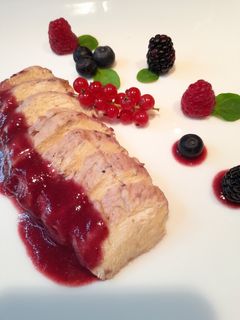 Foto di Pollo marinato ai frutti di bosco