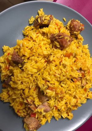 Una foto de Paella con pavo