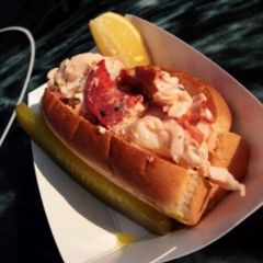 A picture of Lobster Roll.