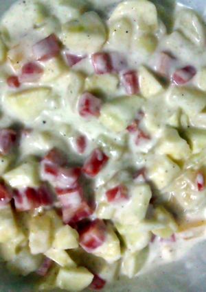 A picture of Ranch Salad.