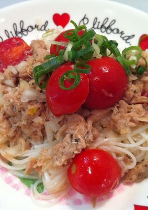 A picture of Chilled Tomato and Tuna Somen Noodles.