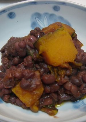 A picture of Macrobiotic Adzuki Beans with Kabocha Squash.