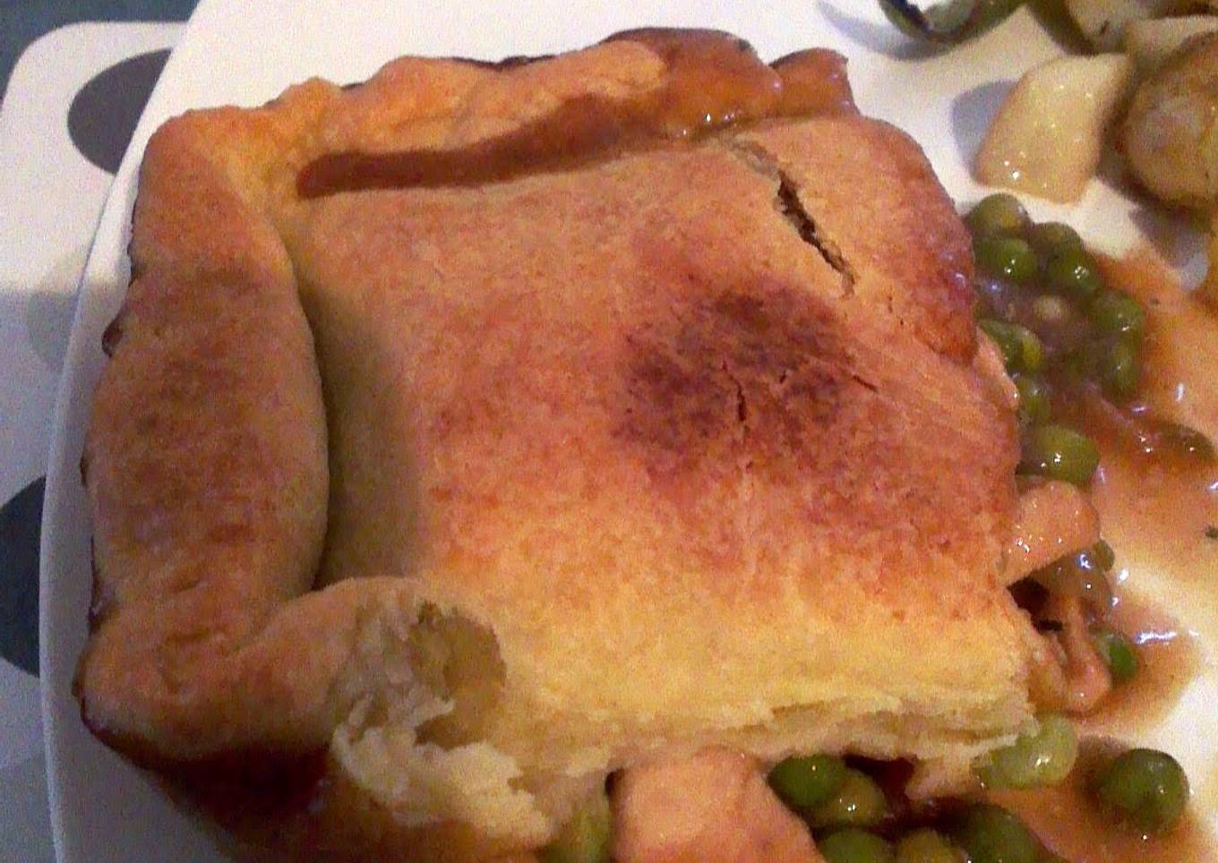 Super easy chicken pie