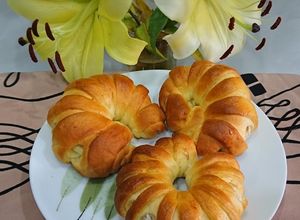 Hình của món Bánh Mì Ngọt Nhân Dừa.