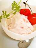 Low-Calorie Cherry and Yogurt Ice Cream
