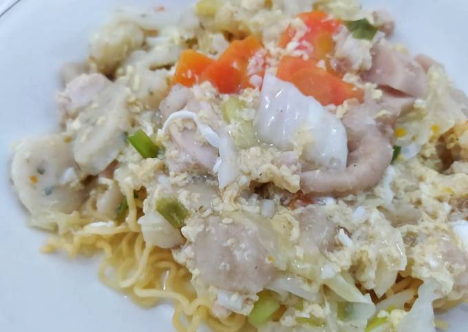 Mie titi khas Makassar