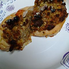 A picture of Aryca's simple stuffed chicken.