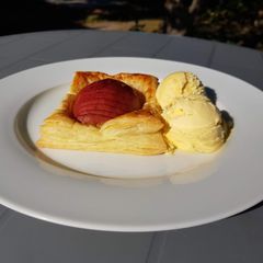 Apple Puff Pie Tart A picture of Apple Puff Pie Tart.