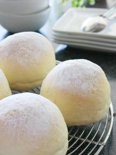 A picture of Perfectly Round! Soft White Table Rolls (Milk Bread).