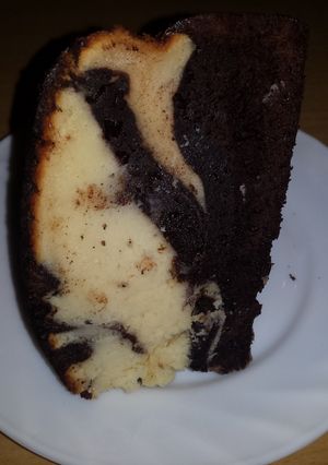 A picture of Brownies Cheese Cake Overload.