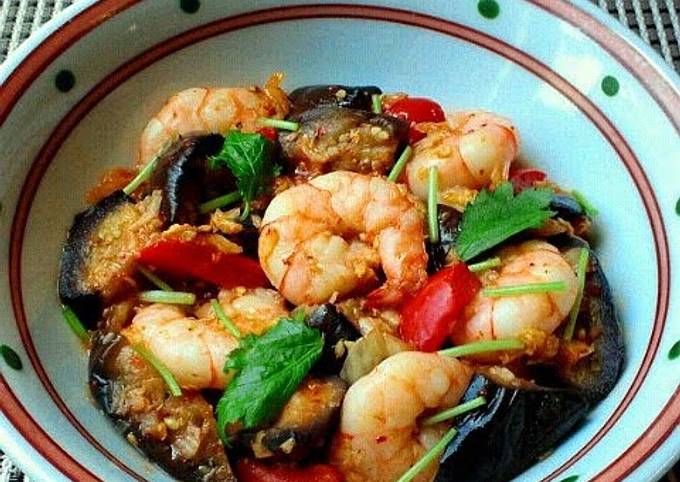How to Make Quick Kimchi Sweet Vinegar Stir Fry with Shrimp and Eggplant