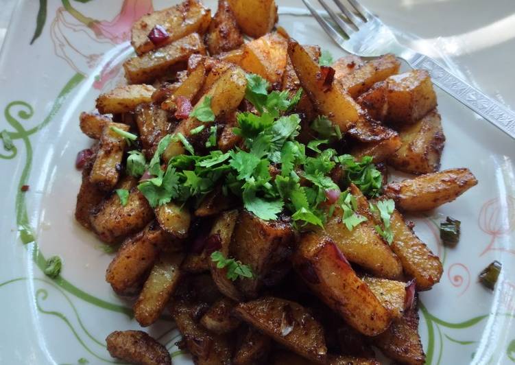 Steps to Prepare Crispy chilli potato in 16 Minutes at Home