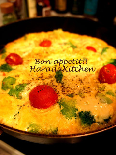 A picture of 10 Minute Broccoli Quiche in a Frying Pan.