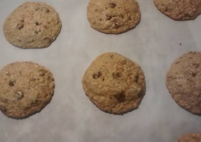 TL's Maple Bacon Oatmeal Chocolate Chip Cookies