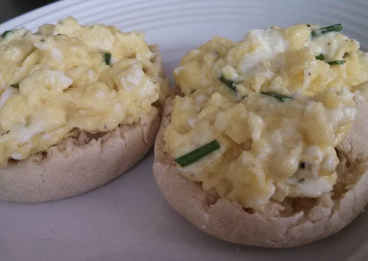 Baguette with Chevre Scrambled Eggs and Chives