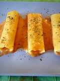 Canelones de sama con velouté de piquillos