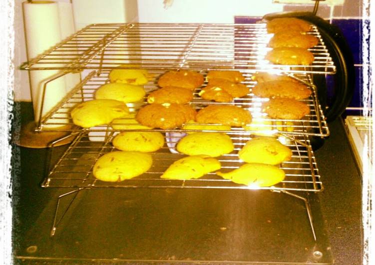 Simple Way to Prepare Speedy Sticky chocolate chip cookies