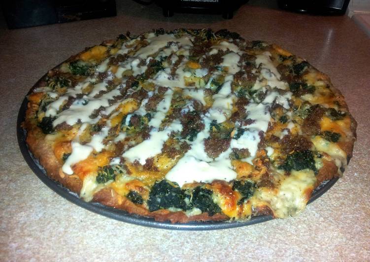 Recipe of Favorite Chicken Alfredo Spinach Pizza