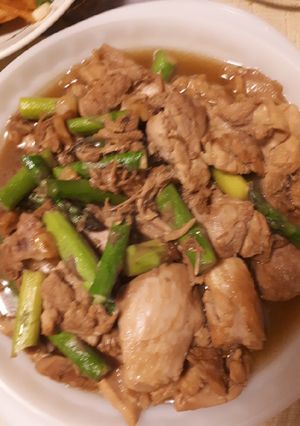 無骨無皮雞大腿炒蘆筍 的食譜成品照片