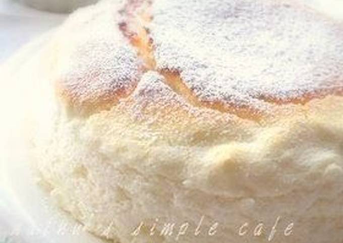 Snowy White Yogurt Soufflé to use up Egg Whites