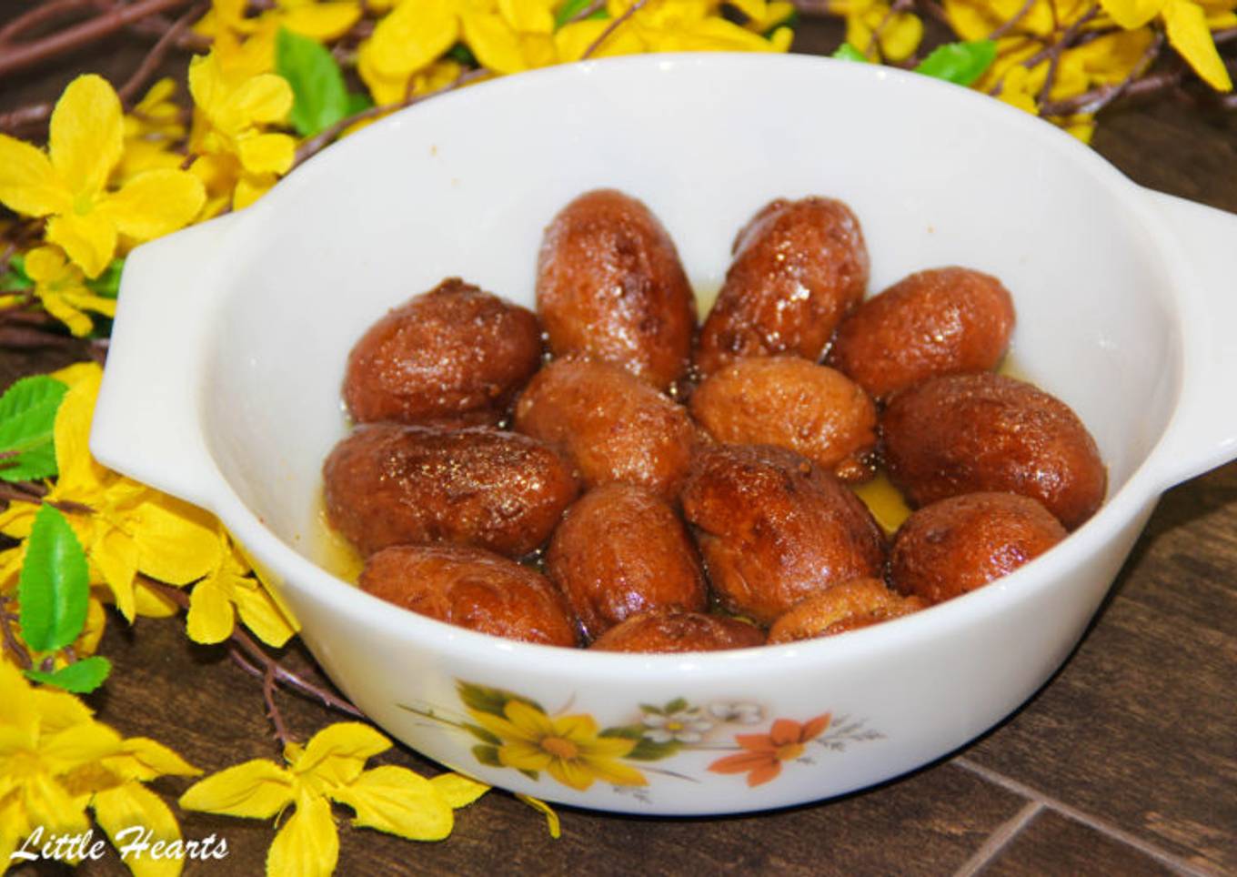 Yummy Mango Gulab Jamuns