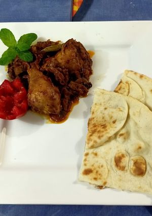 A picture of Karaly Chicken.