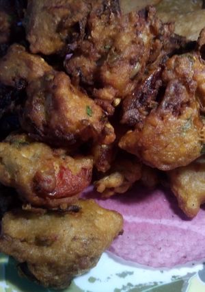 A picture of Piyaz Tamatar Pakora.