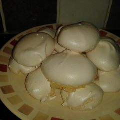 A picture of Almu's Easy meringue.