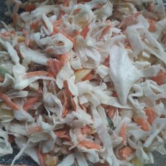 A picture of Nigerian salad 😎.