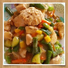 A picture of Easy Chicken & Dumplings.
