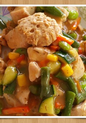 A picture of Easy Chicken & Dumplings.