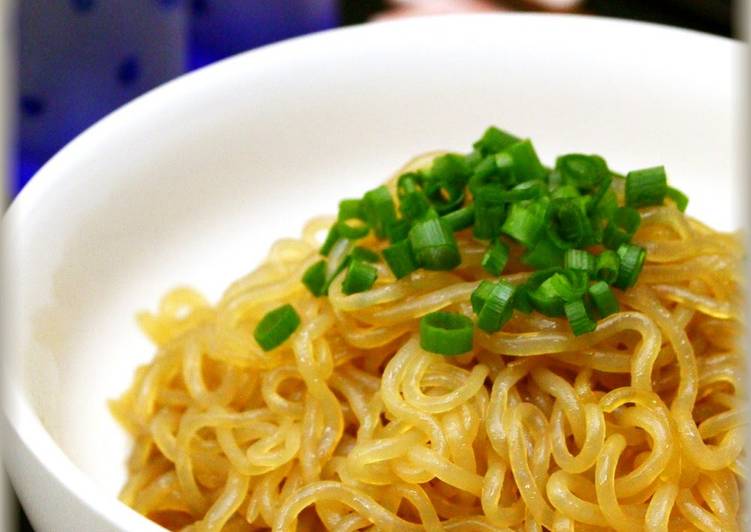 Step-by-Step Guide to Prepare Speedy Stir-Fried Shirataki Noodles with Soy Sauce and Butter