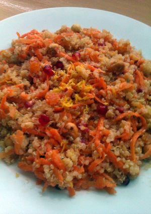 A picture of Vickys Quinoa with Carrot, Hazelnut & Pomegranate, GF DF EF SF.