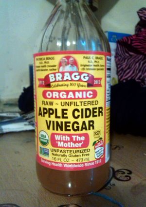 A picture of braggs Apple cider vinegar drink.