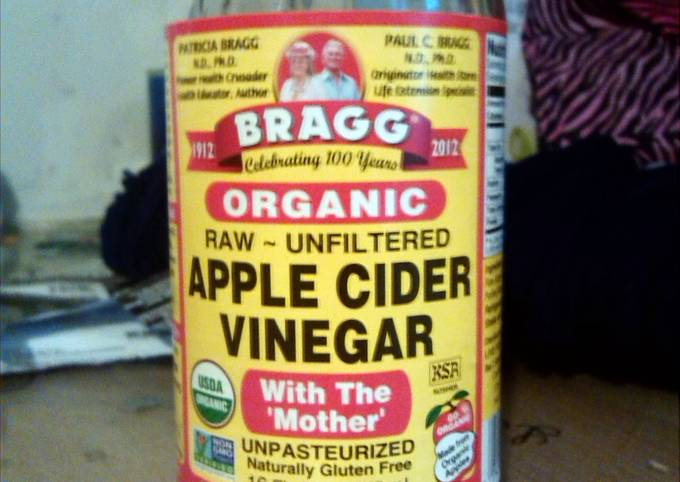 braggs Apple cider vinegar drink