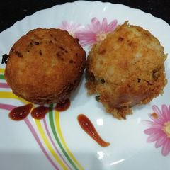 A picture of Poha Aloo Balls.