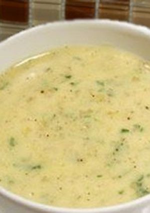 A picture of Béarnaise Sauce.