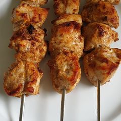 A picture of Chicken kebabs.