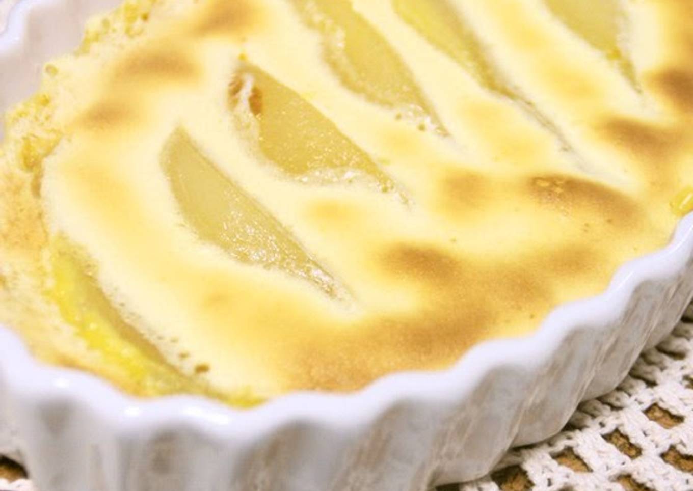 Warm pear candy
