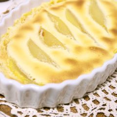 A picture of Hot Pear Gratin Dessert.