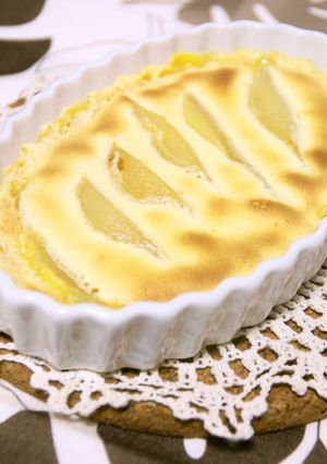 A picture of Hot Pear Gratin Dessert.