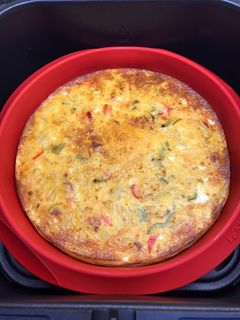 Una foto de Tortilla campera con chorizo en Airfryer Cosori