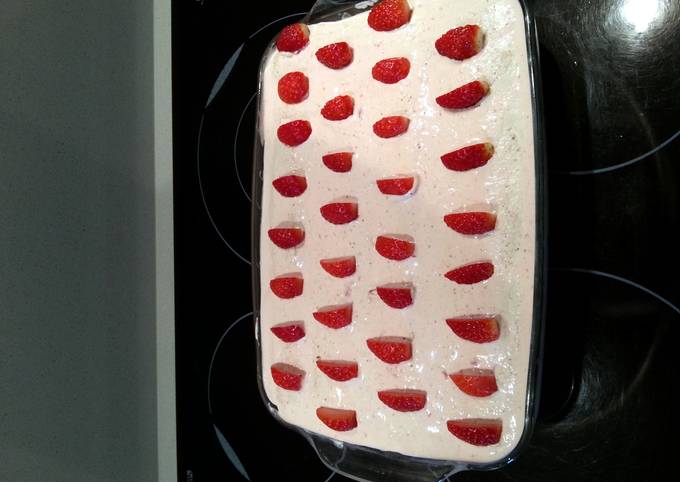 Steps to Prepare Perfect strawberries tiramisu for Healthy Recipe
