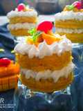 Mango Mini Cake with frosting