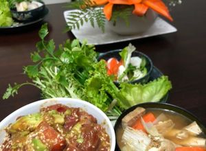 Una foto de Hawaiiano Poke Japonés POKI-DON🌺🇺🇾🇯🇵ハワイアンポキ丼
