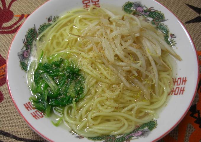 Step-by-Step Guide to Prepare Ultimate Easy Salt Ramen with Homemade Soup