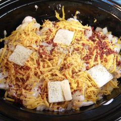 A picture of crock pot scalloped potatoes.