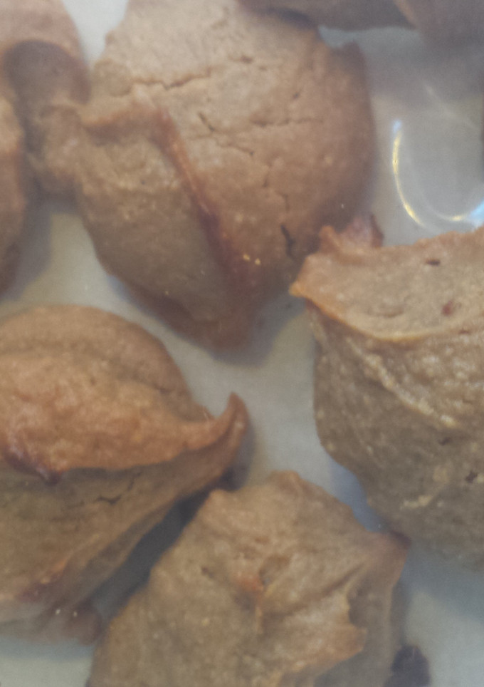A picture of Clean Peanut butter cookies.