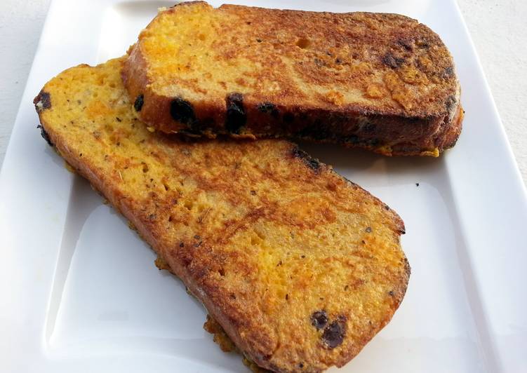 Recipe of Award-winning Cheese And Herbs French Toast