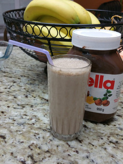 A picture of Nutella, banana and Walnuts Milkshake.